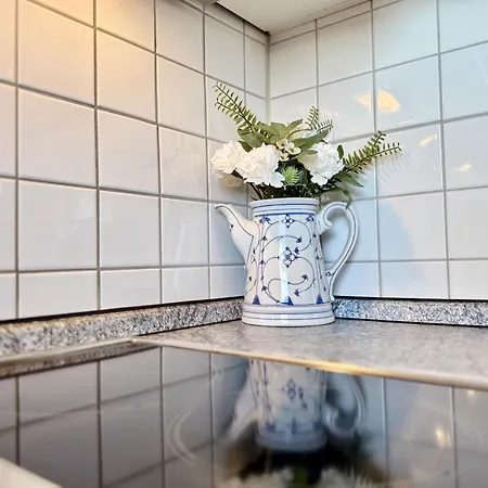 Meeresleuchten Mit Schwimmbad שיליג