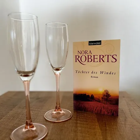 דירה Meeresleuchten Mit Schwimmbad שיליג