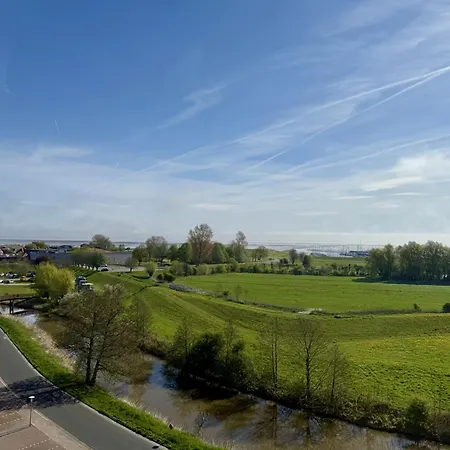 Meeresleuchten Mit Schwimmbad *